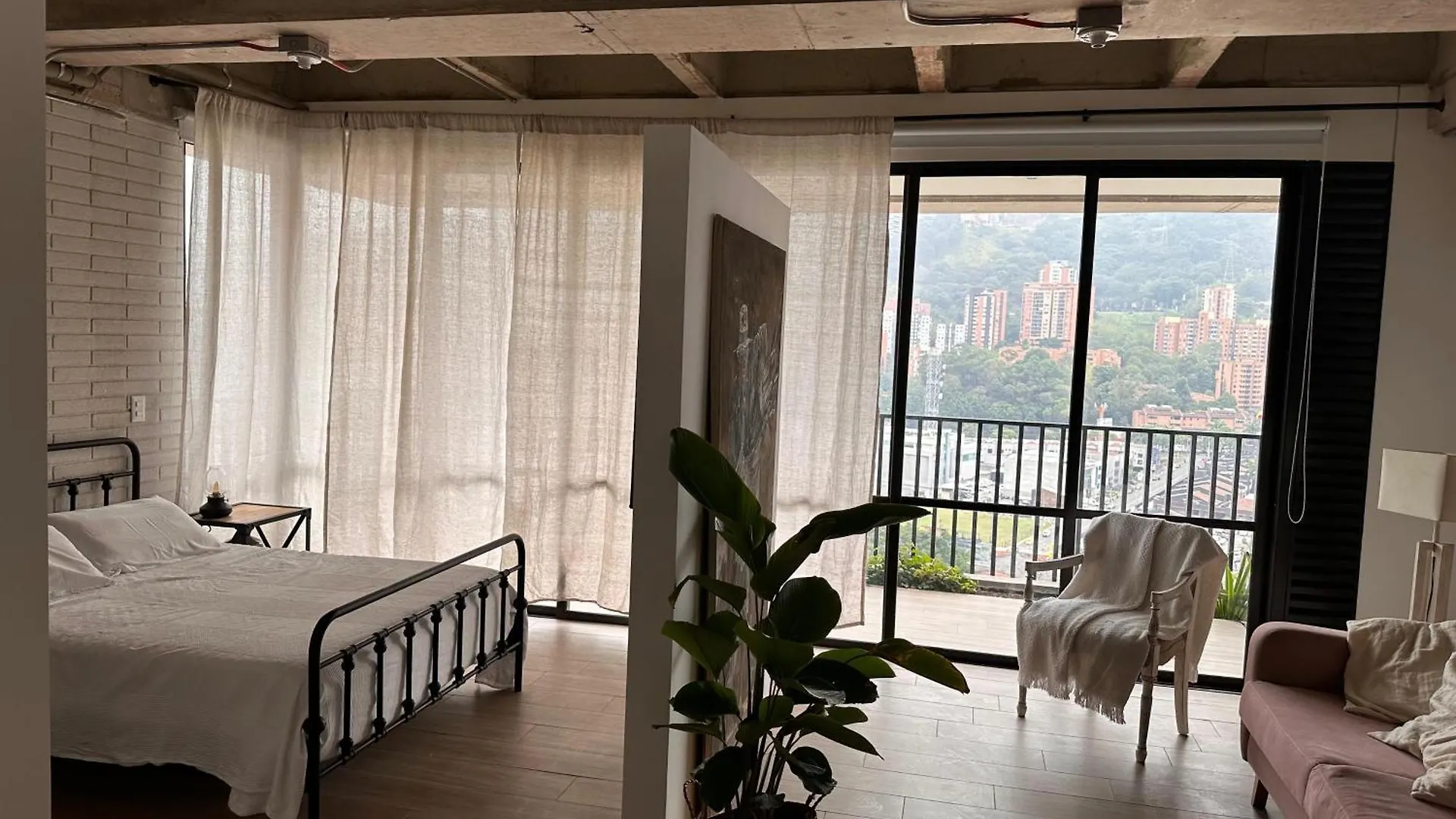 Industrial Loft With Beautiful View Apartment Medellin Colombia